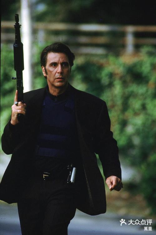 闪点行动2第二季剧情解析：警匪对决升级