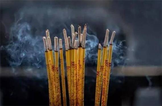 焚香星宿有哪些说法讲究？老前辈告诉你注意啥！